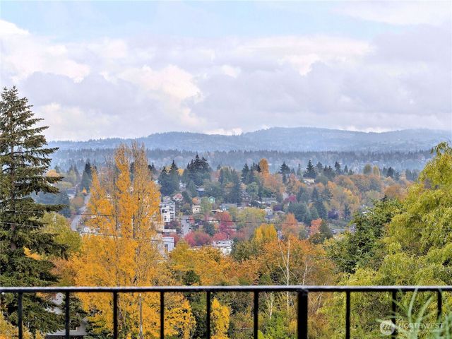 5029 29th Avenue S, Seattle, WA 98108