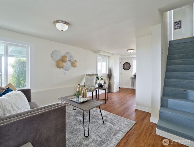 5029 29th Avenue S, Seattle, WA 98108