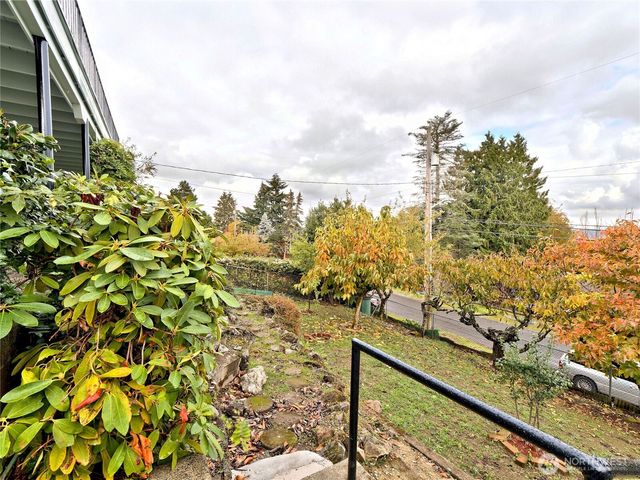 5029 29th Avenue S, Seattle, WA 98108