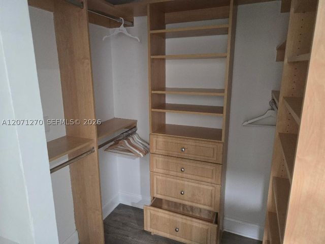 18360 NE 22nd Ave, North Miami Beach, FL 33160