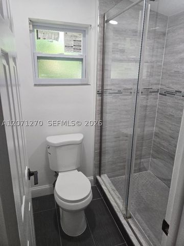 18360 NE 22nd Ave, North Miami Beach, FL 33160