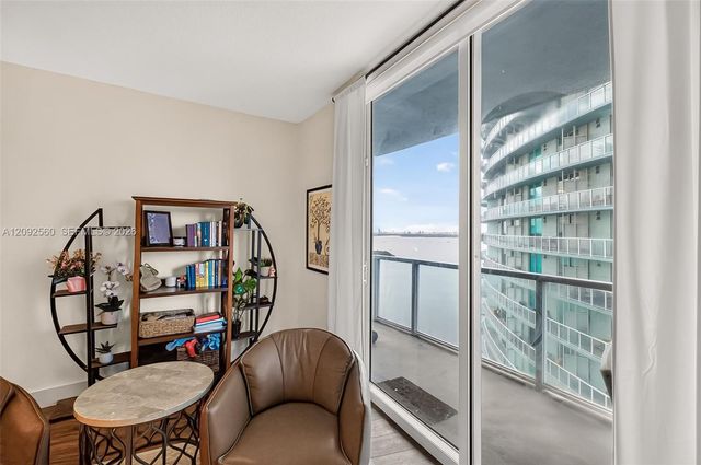 1900 N Bayshore Drive 2717, Miami, FL 33132
