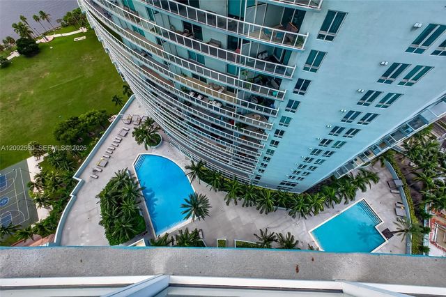 1900 N Bayshore Drive 2717, Miami, FL 33132