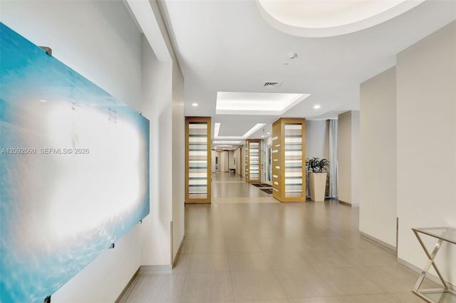 1900 N Bayshore Drive 2717, Miami, FL 33132