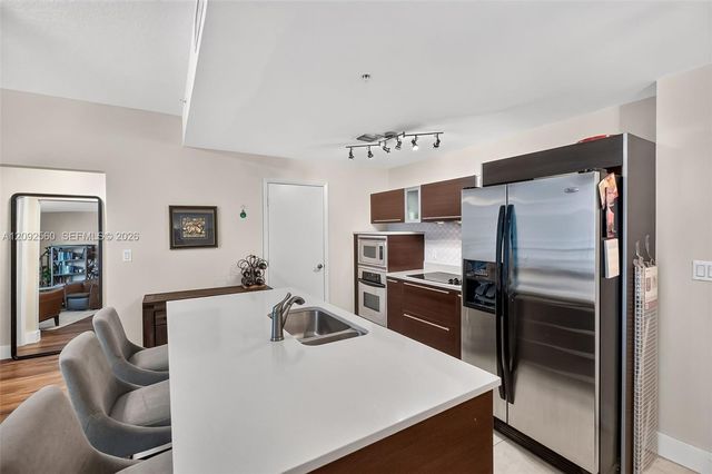 1900 N Bayshore Drive 2717, Miami, FL 33132