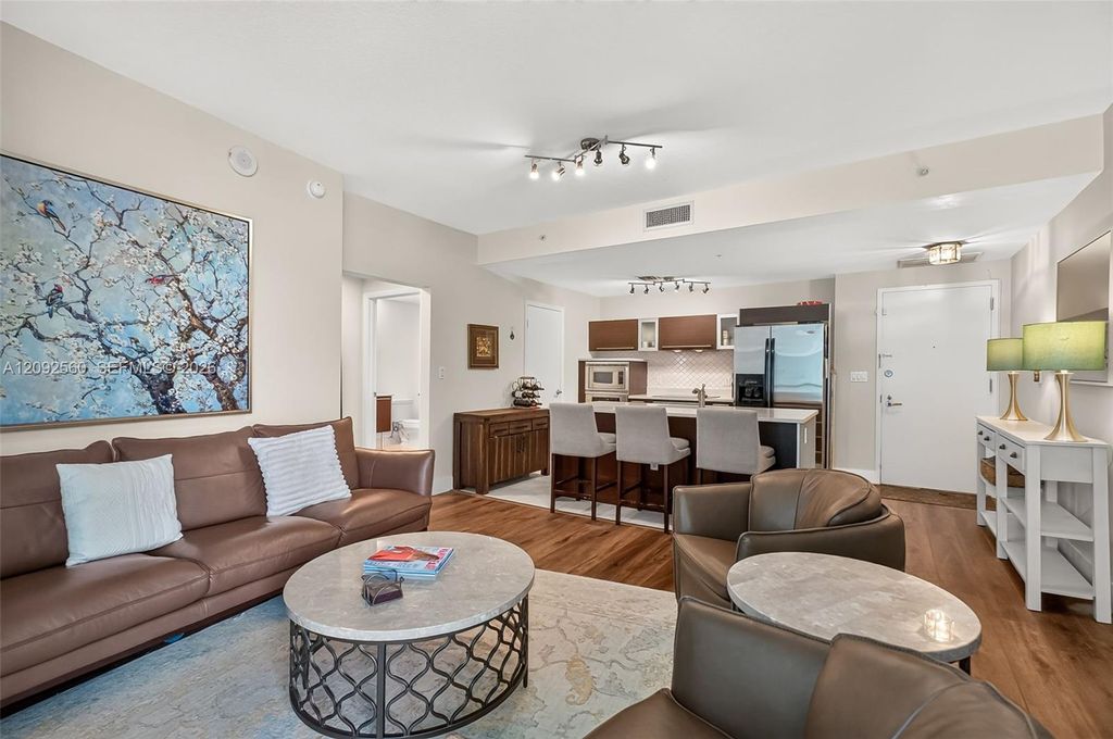 1900 N Bayshore Drive 2717, Miami, FL 33132