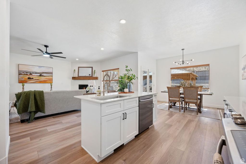 Image 13 of property listing at 9226 N MOUNT AIREY DR, Eagle Mountain, UT 84005