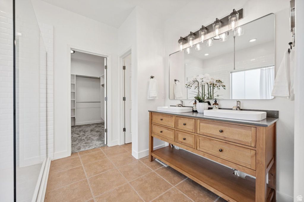 Image 21 of property listing at 9226 N MOUNT AIREY DR, Eagle Mountain, UT 84005