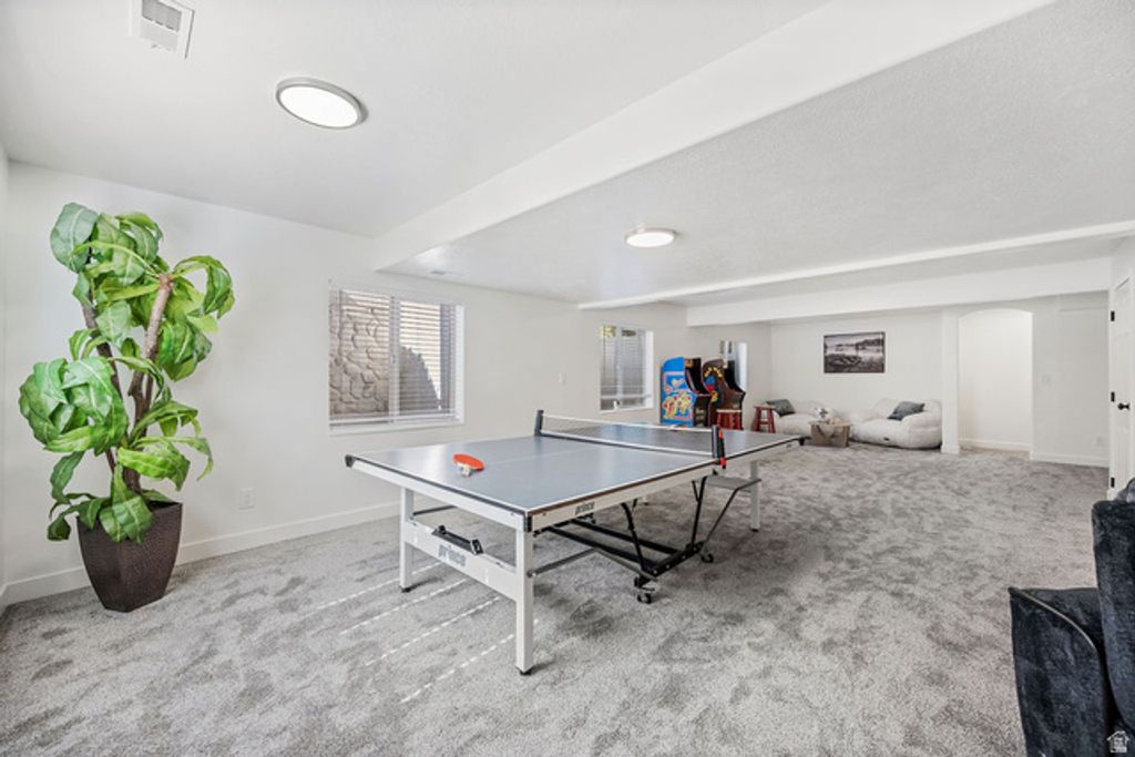 Image 25 of property listing at 9226 N MOUNT AIREY DR, Eagle Mountain, UT 84005