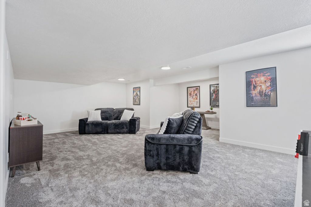 Image 33 of property listing at 9226 N MOUNT AIREY DR, Eagle Mountain, UT 84005