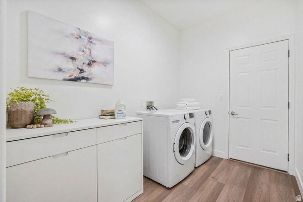 Image 46 of property listing at 9226 N MOUNT AIREY DR, Eagle Mountain, UT 84005