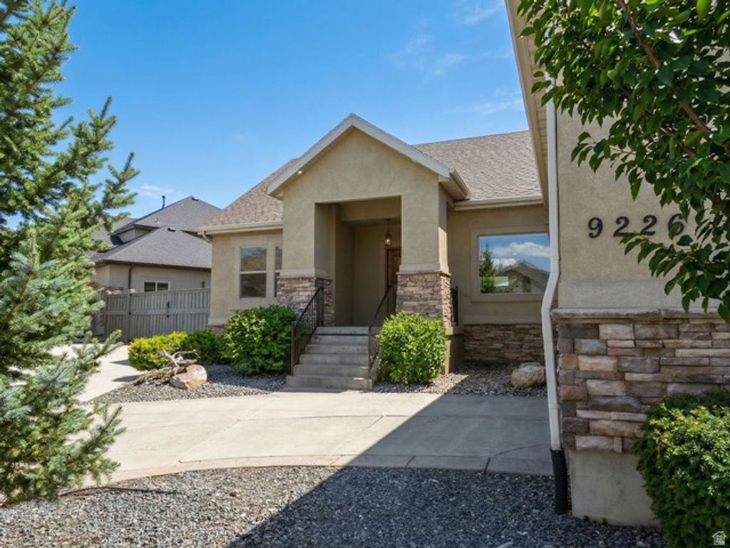 Image 62 of property listing at 9226 N MOUNT AIREY DR, Eagle Mountain, UT 84005