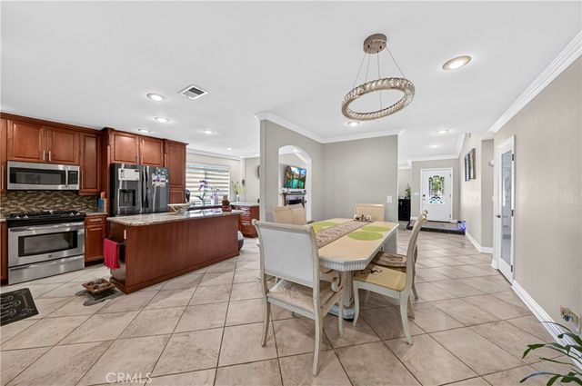 800 N Arroyo, Fullerton, CA 92833