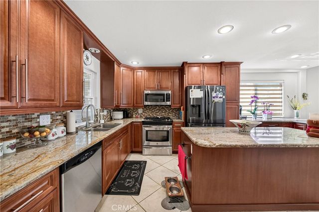 800 N Arroyo, Fullerton, CA 92833