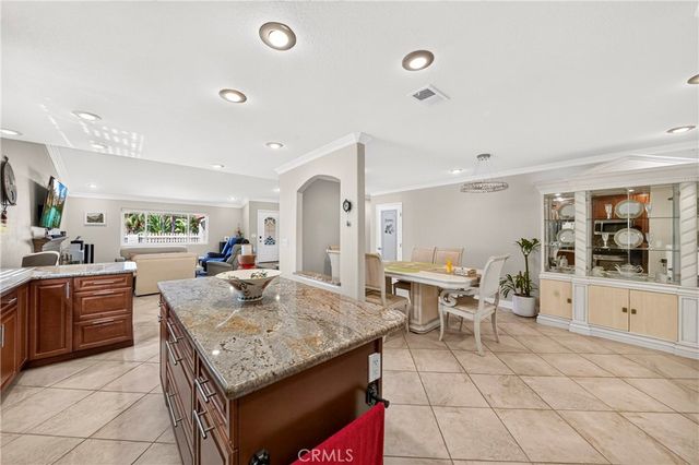 800 N Arroyo, Fullerton, CA 92833