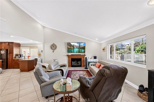 800 N Arroyo, Fullerton, CA 92833