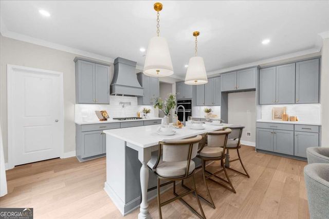 5553 Keswick Drive, Flowery Branch, GA 30542