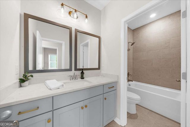 5553 Keswick Drive, Flowery Branch, GA 30542