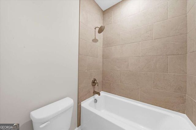5553 Keswick Drive, Flowery Branch, GA 30542