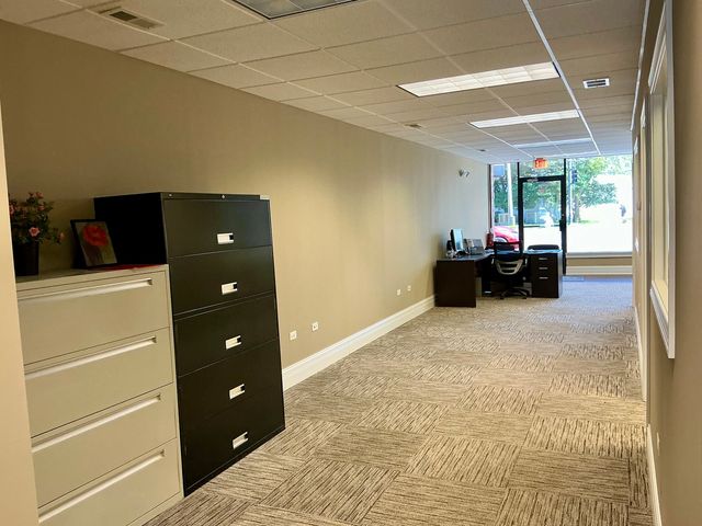 96 E Main Street, Lake Zurich, IL 60047