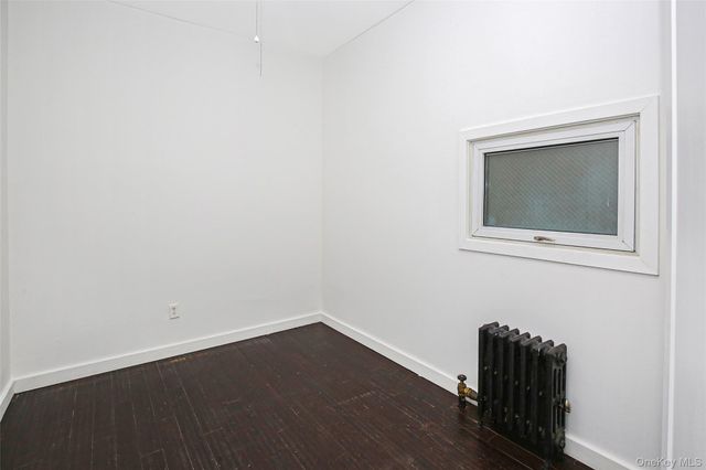 221 Howard Avenue 1R, Brooklyn, NY 11233