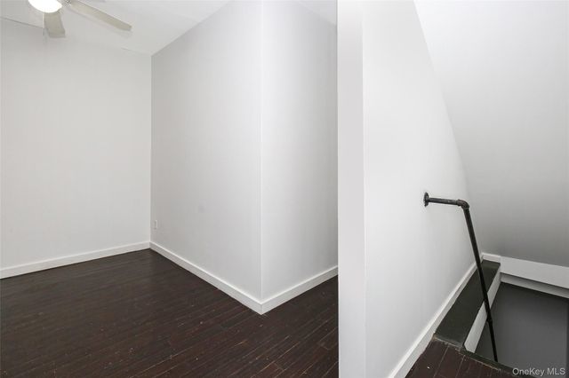 221 Howard Avenue 1R, Brooklyn, NY 11233