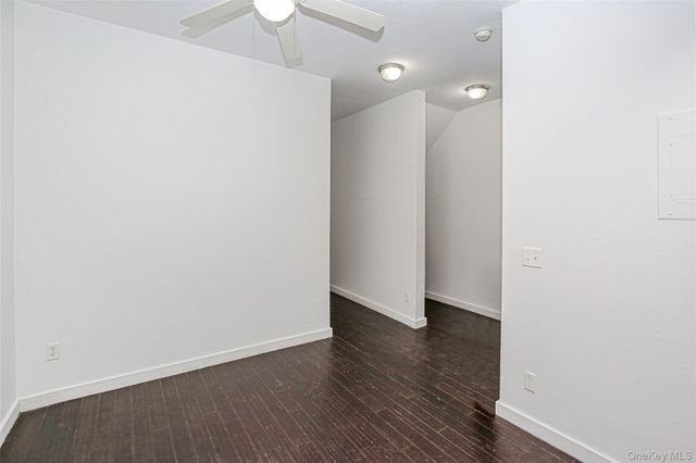 221 Howard Avenue 1R, Brooklyn, NY 11233