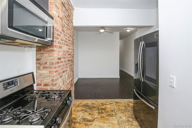 221 Howard Avenue 1R, Brooklyn, NY 11233
