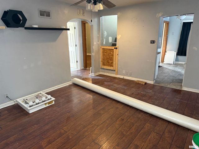 2324 S 8TH Street, Springfield, IL 62703