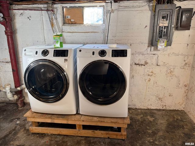 2324 S 8TH Street, Springfield, IL 62703