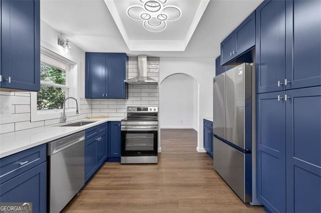 3940 Pinehurst Valley Drive, Decatur, GA 30034