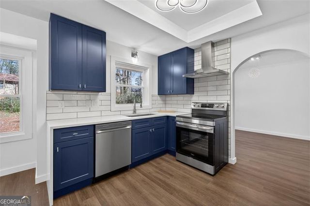 3940 Pinehurst Valley Drive, Decatur, GA 30034