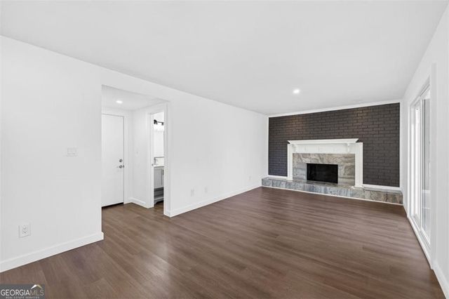 3940 Pinehurst Valley Drive, Decatur, GA 30034