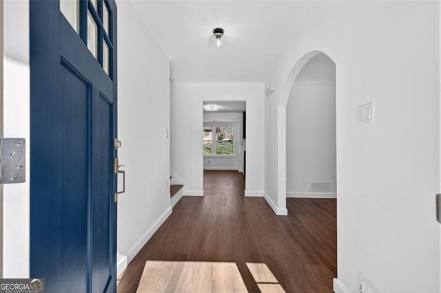 3940 Pinehurst Valley Drive, Decatur, GA 30034