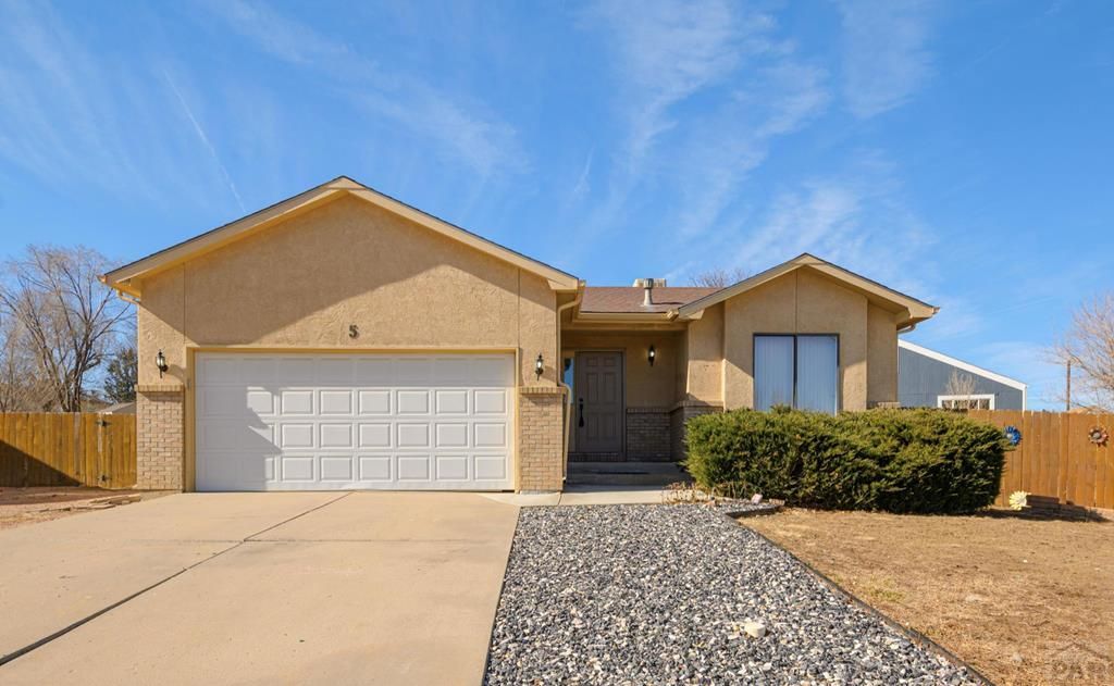 5 Paladin Court, Pueblo, CO 81008