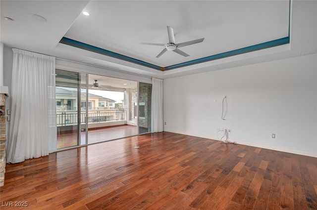 9201 Tesoras Drive 401, Las Vegas, NV 89144