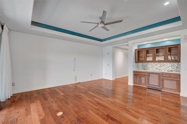 9201 Tesoras Drive 401, Las Vegas, NV 89144