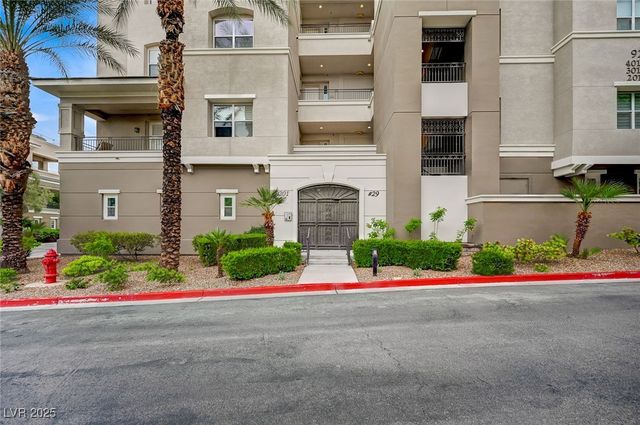 9201 Tesoras Drive 401, Las Vegas, NV 89144