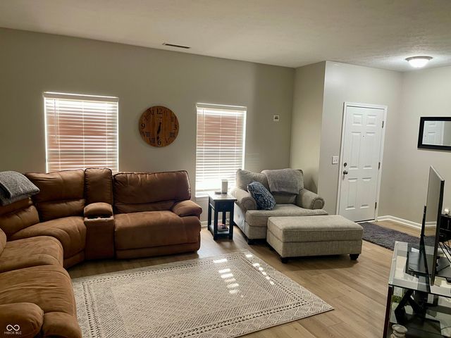 12175 Bubbling Brook Drive UNIT 300, Fishers, IN 46038