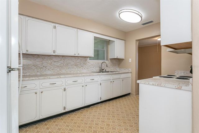 1013 E FERN STREET, Tampa, FL 33604