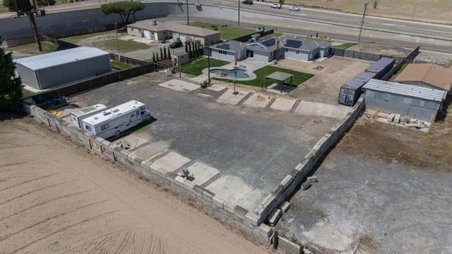 5958 E Lathrop Rd, Manteca, CA 95336
