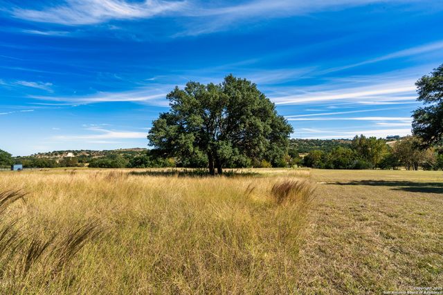 LOT 061 Majestic Hills, Blanco, TX 78606