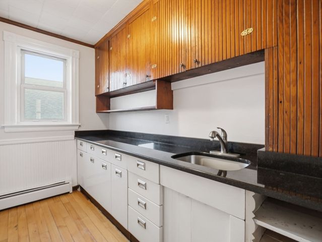 14 Court St, Methuen, MA 01844