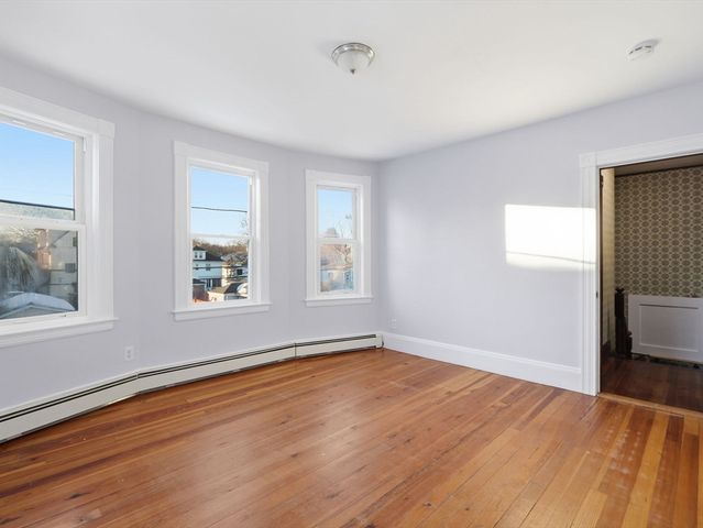 14 Court St, Methuen, MA 01844