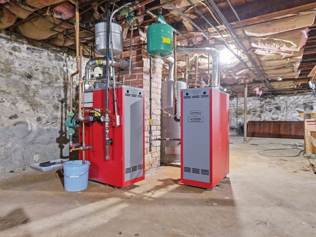 14 Court St, Methuen, MA 01844