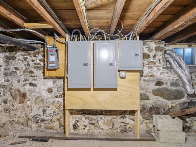 14 Court St, Methuen, MA 01844