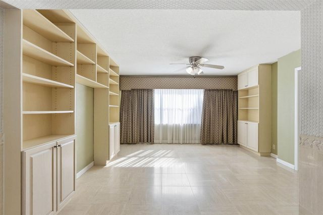 8408 ANNWOOD ROAD, Seminole, FL 33777