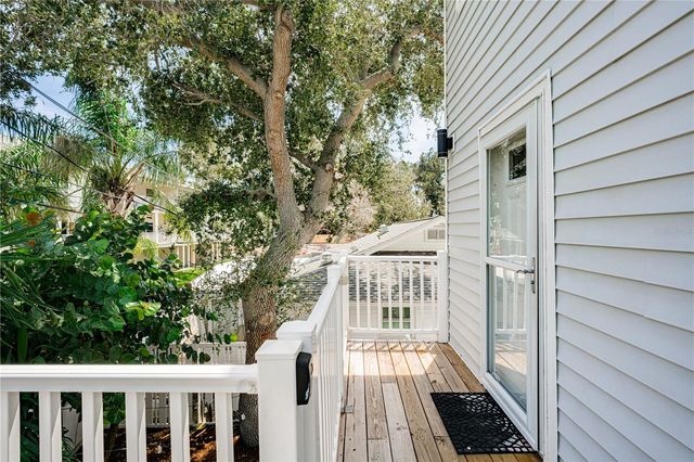 115 CANAL AVENUE 3, Indian Rocks Beach, FL 33785