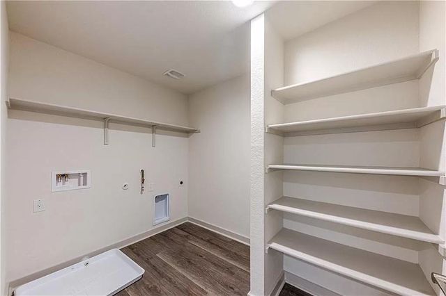 1044 WINNSBORO LOOP, Round Rock, TX 78664