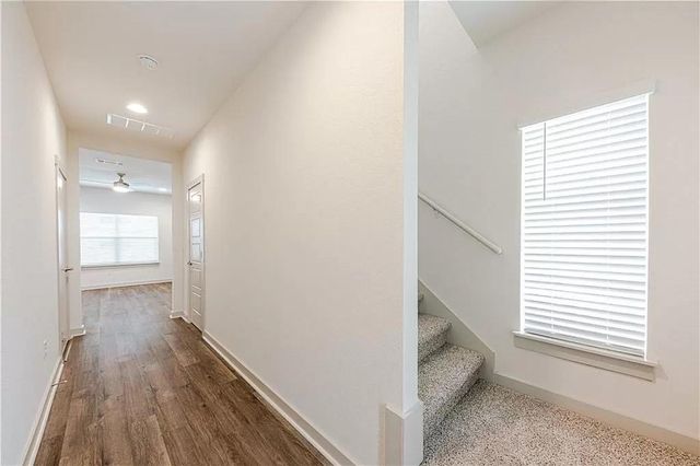 1044 WINNSBORO LOOP, Round Rock, TX 78664